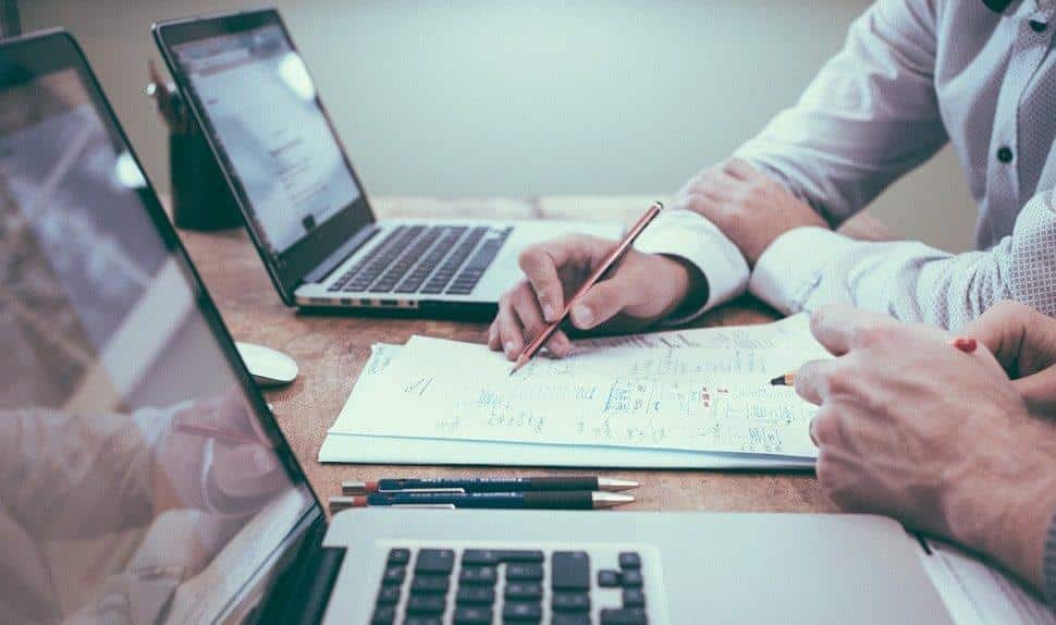 CRM सॉफ़्टवेयर की लागत कितनी है |